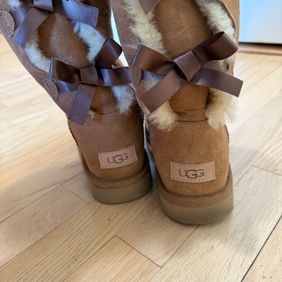 UGG Women's Bailey Bow Tall II Chestnut Suede Boots Size 8 Retail for $250 - Picture 8 of 11